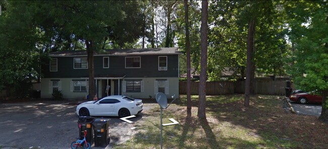 Renovated 2nd floor unit. - 809 SW 63rd Ter