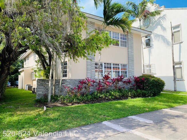 Building Photo - 520-524 Valencia Ave