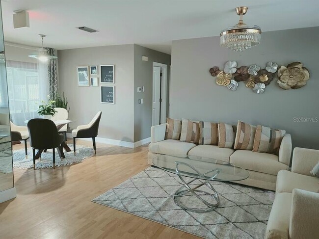 Foto del edificio - 609 Gershwin Dr