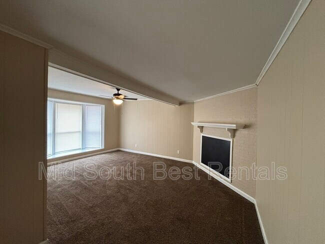 Foto del edificio - 7218 Knollwood Rd
