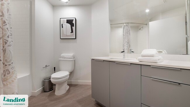 Building Photo - 9235 W Russell Rd