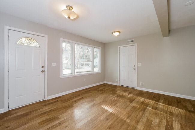 Building Photo - 8325 Riggs St