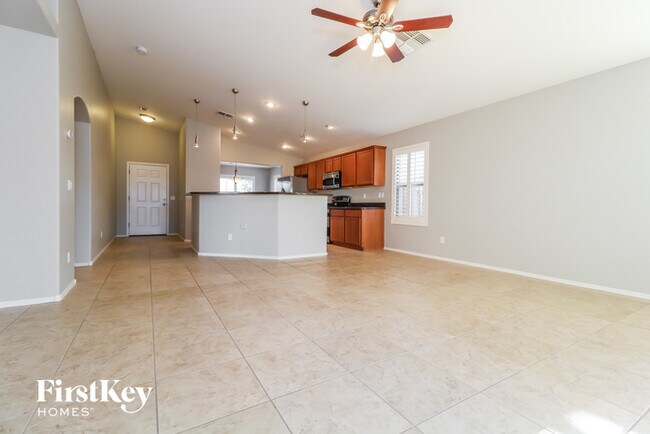 Building Photo - 18160 W Saguaro Ln