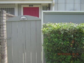 Building Photo - 13037 Leader St