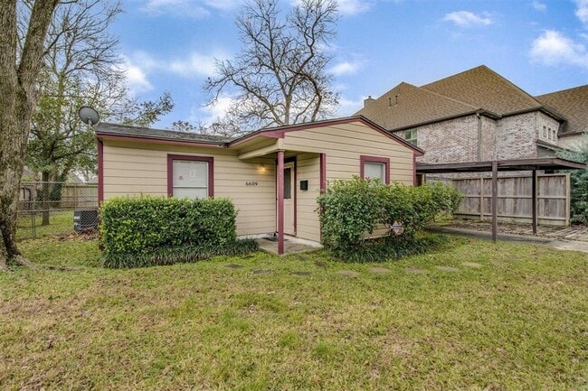 Building Photo - 6609 Clawson St