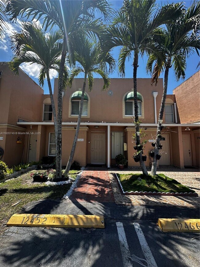 Foto del edificio - 12452 NW 11th Ln