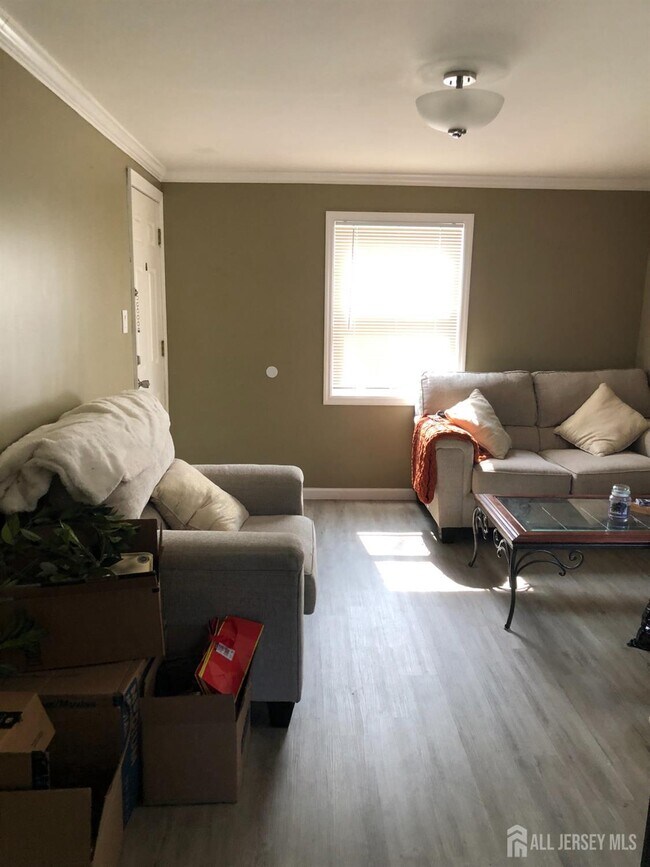 Foto del edificio - 53 Coolidge Ave