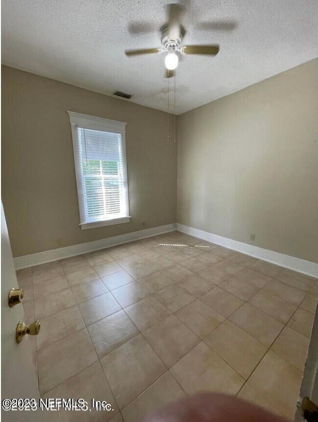 Foto del edificio - 1604 Cherry St