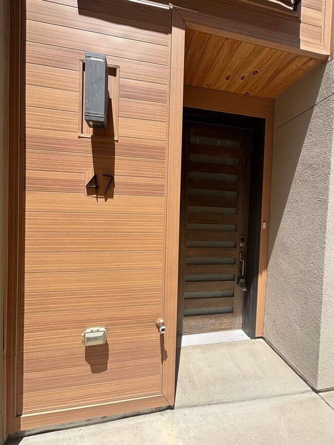 Photo - Beautiful 2 BR 4BA in the Highlands Townhome