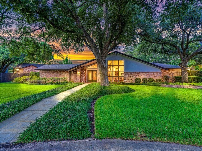 Building Photo - 11214 Montebello Ct