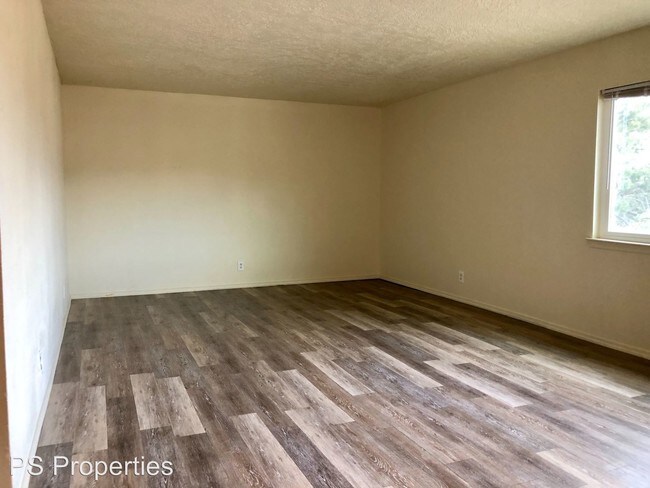 Foto del edificio - 5704 Kathryn Ave SE