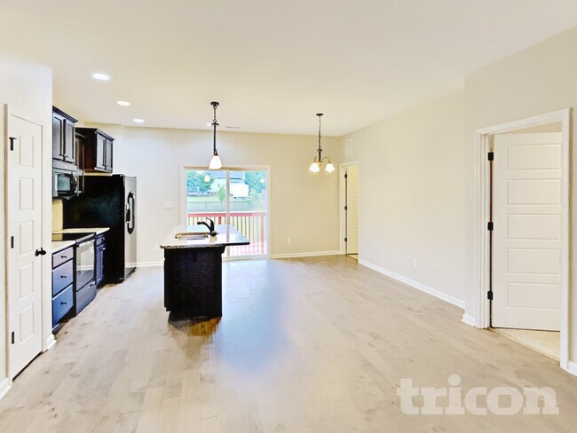 Foto del edificio - 77 Dropseed Ln