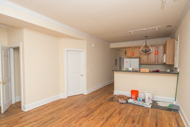 Foto del edificio - 1312 W Roscoe St