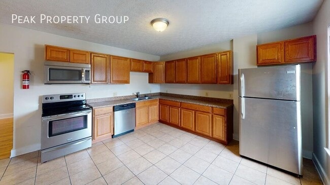 Foto del edificio - 1369 Summit St