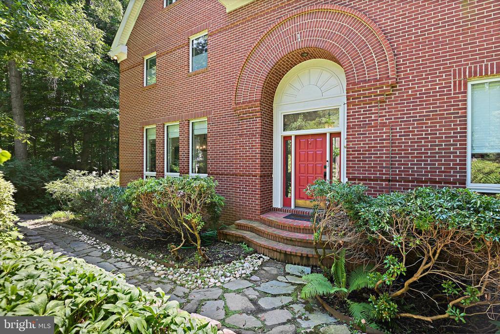 Foto principal - 11101 Elmview Pl