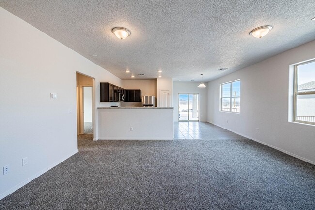 Building Photo - 88 Tome Vista Dr