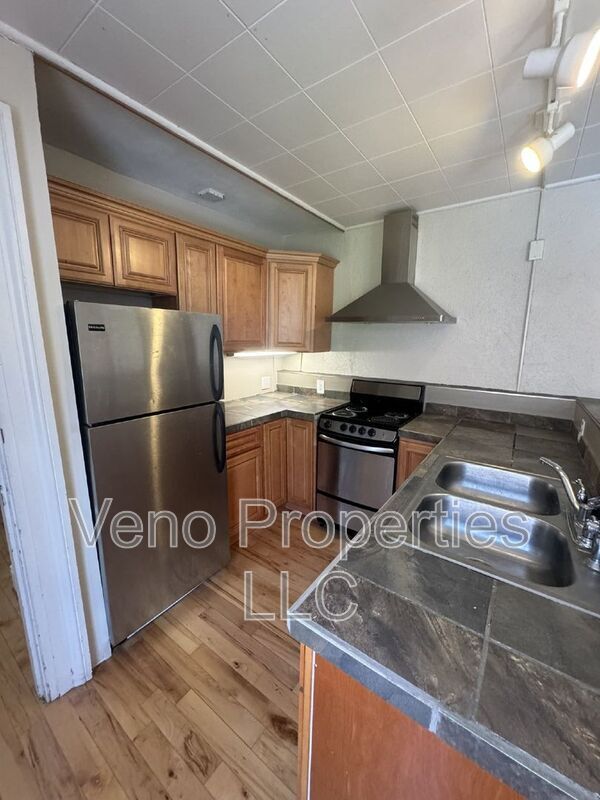 Foto del edificio - 18 2nd St