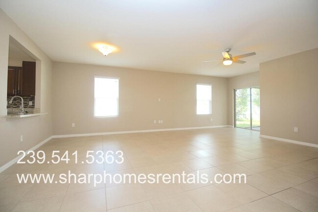 Building Photo - 709 SW 25th Ln