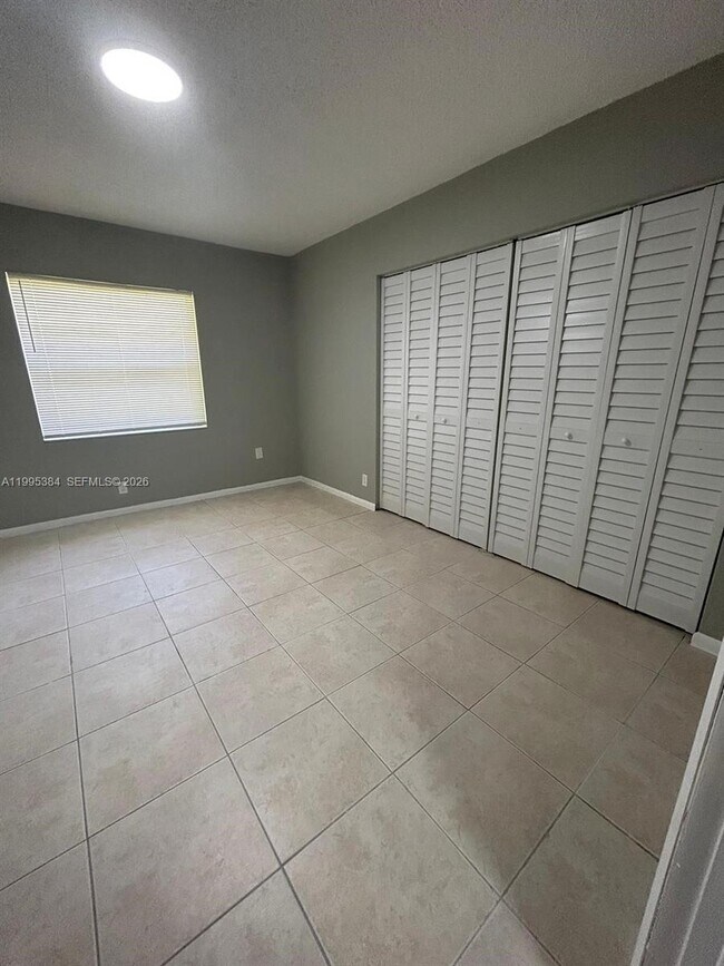 Foto del edificio - 11542 NW 44th St