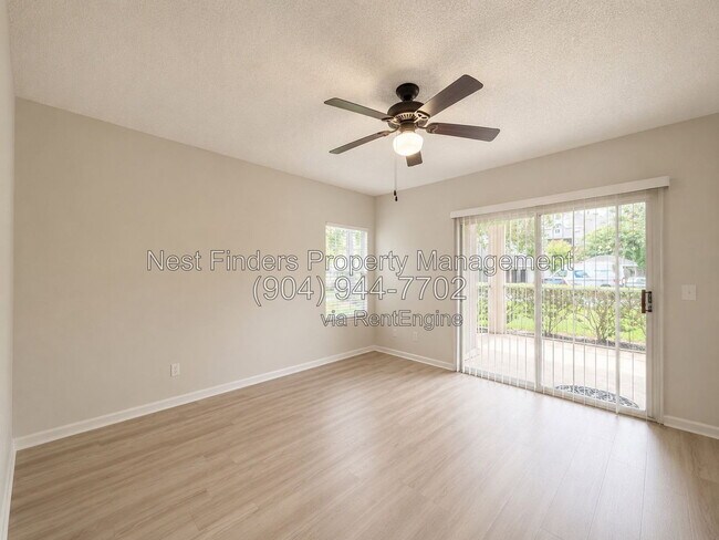 Foto del edificio - 10000 Gate Pkwy N