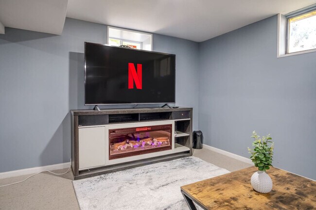 Foto del edificio - 176 Grand Ave