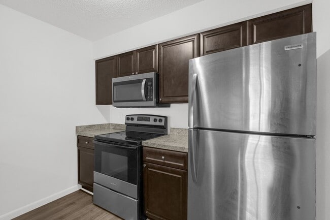 Building Photo - 2920 SE 53rd Ct