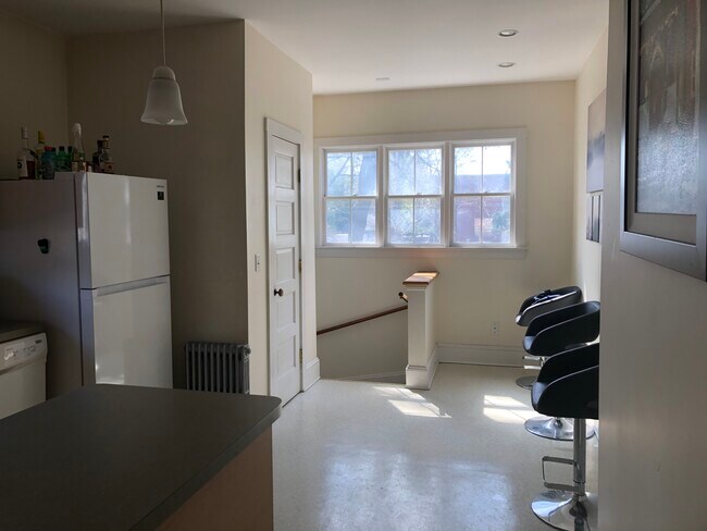 kitchen - 430 Huron Ave