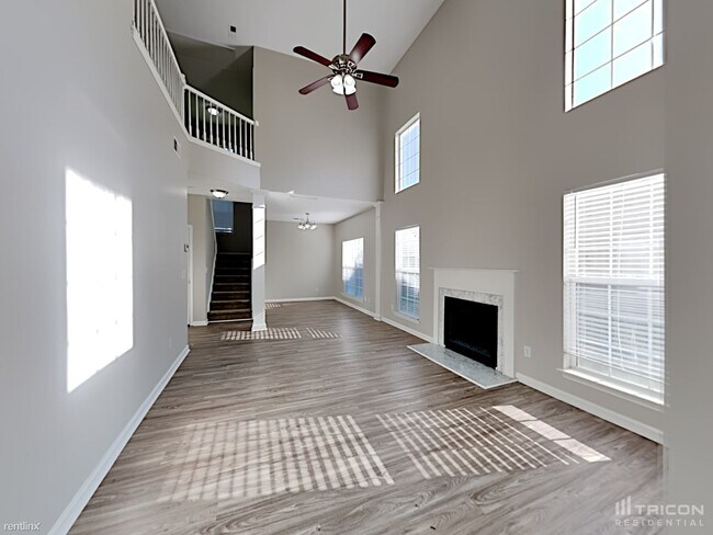 Building Photo - 8805 Little Hampton Pl
