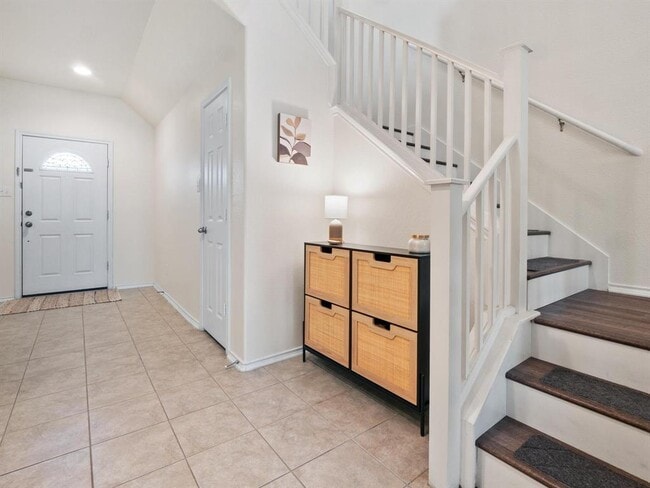 Building Photo - 705 Autumn Sage Way