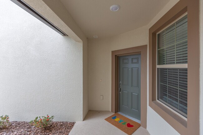 Foto del edificio - 473 Orchard Pass Ave