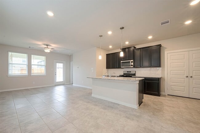 Building Photo - 17478 Buckeye Br