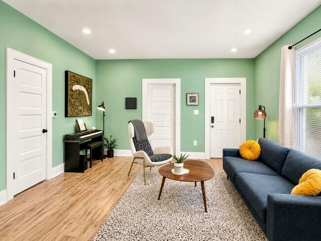 Foto del edificio - 761 Siebert St
