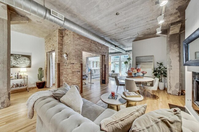 Foto del edificio - 110 N Peoria St