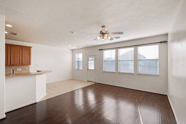 Foto del edificio - 11938 Ramla Place Trail