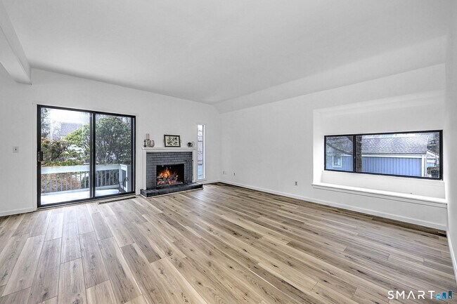 Foto del edificio - 454 Heritage Vlg