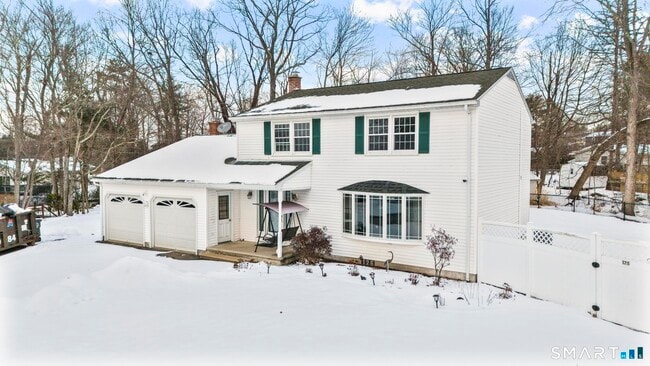 Building Photo - 125 Birchwood Dr