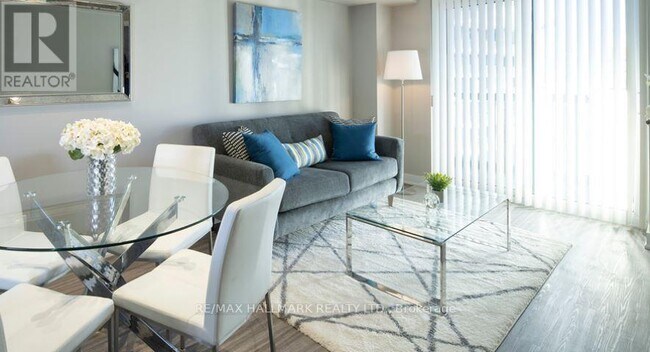 Building Photo - 167 Church St