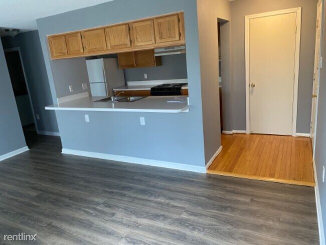 Building Photo - 14202 Valleyfield Dr