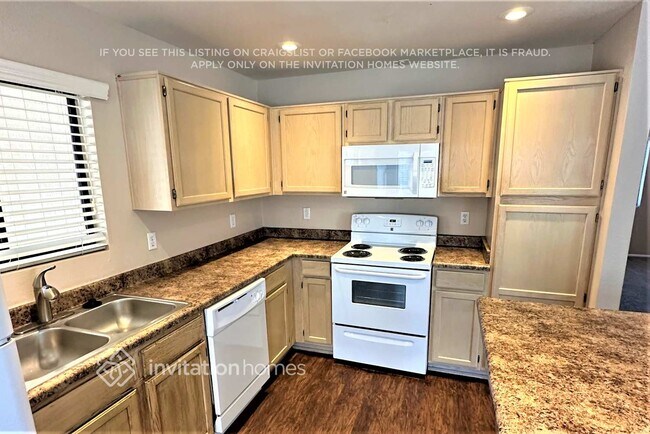 Foto del edificio - 3127 W Donald Dr