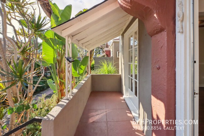 Foto del edificio - Gorgeous 1Bedroom + Office In Prime West H...