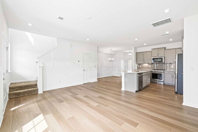 Foto del edificio - 16341 Leading St