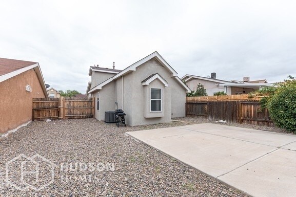 Building Photo - NOW AVAILABLE! 8305 Wynview Court Nw, Albu...