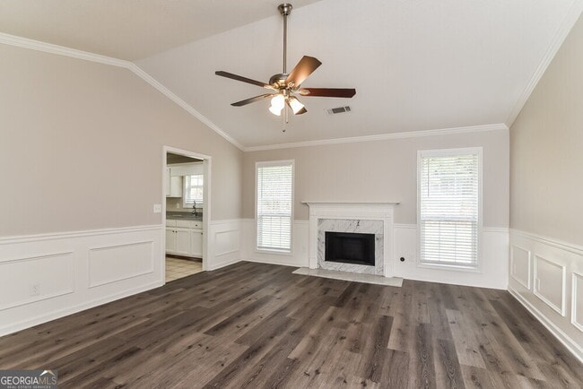 Building Photo - 422 Shoal Cir