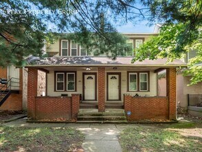 Building Photo - 383 E 13th Ave