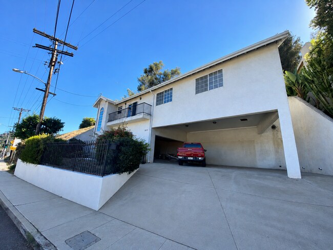 Foto del edificio - 3973 Verdugo Rd