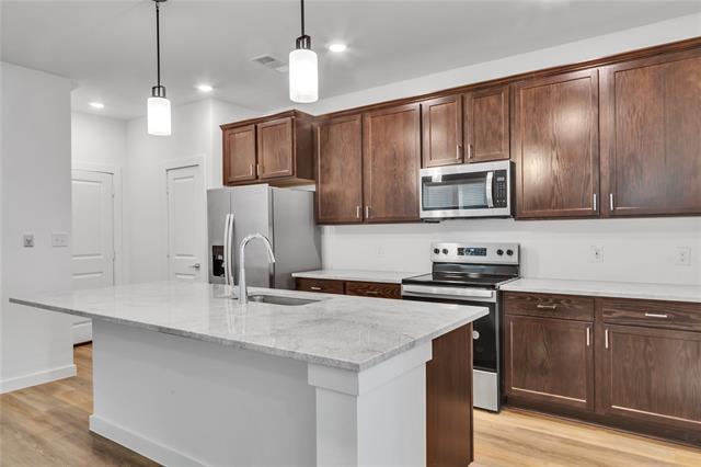 Building Photo - 3949 Bernese Dr