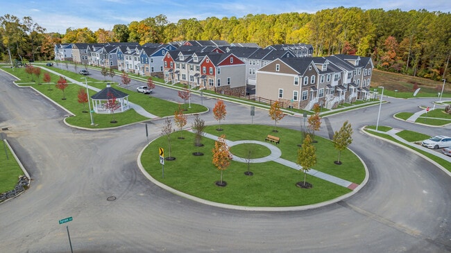 Building Photo - MI Place at Downingtown