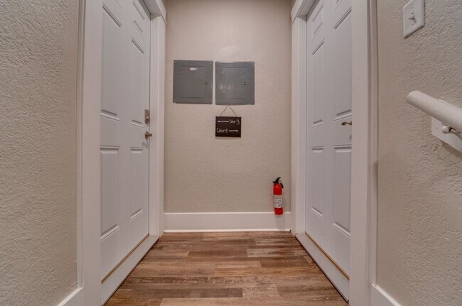 Foto del edificio - Garland district 1 bedroom apartment (Furnished)