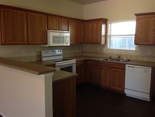 Foto del edificio - 4 br, 2.5 bath Duplex - Norman Street Dupl...