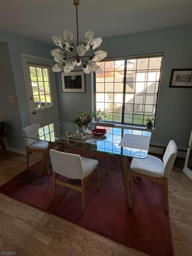 Building Photo - 4 Avon Ct